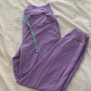 Purple Figs Zamora Scrub Jogger
